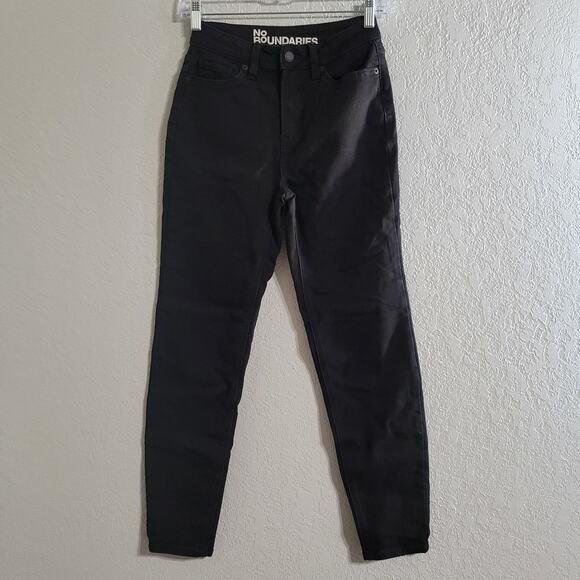 No Boundaries Women's 0 High Waist Black Denim Jeans - Picture 1 of 5